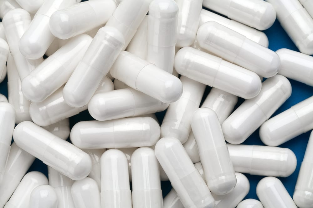 Glucosamine sulfate supplement capsules